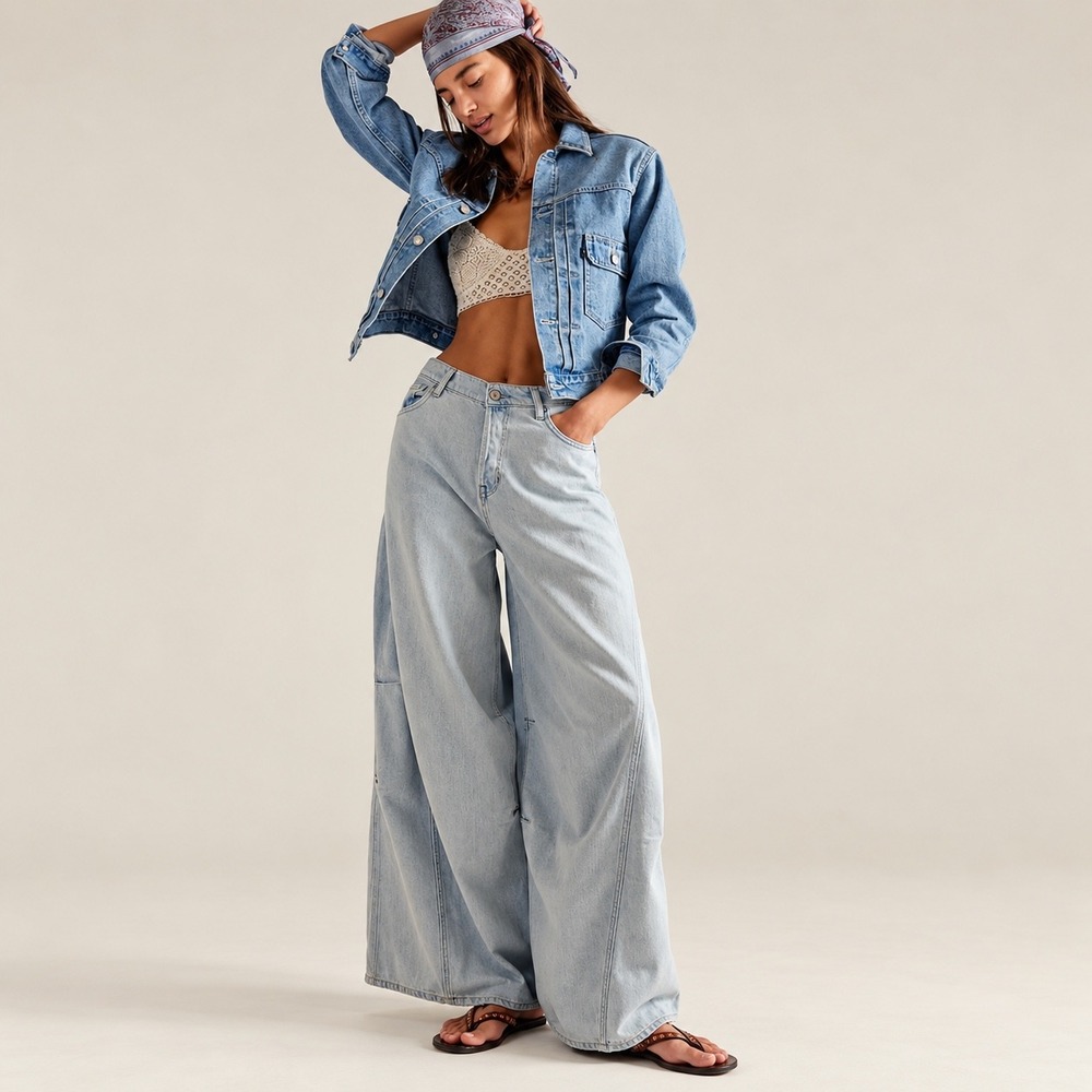NEW We The Free Westward Demi Jeans 30 Light Wash Wide Leg High Rise Denim Pants